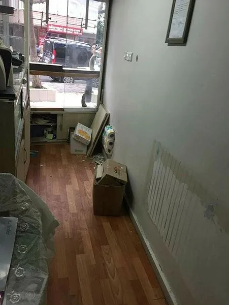 İstanbul Küçükçekmece'de milyonluk vurgun! 1 milyon TL değerinde altını çalıp kaçtı-2