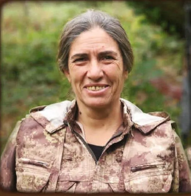 mitten-hakurkta-operasyon-pkknin-sozde-sorumlularindan-tekosin-cizre-kod-adli-ayse-arslan-etkisiz-hale-getiril-1699344530719.jpeg