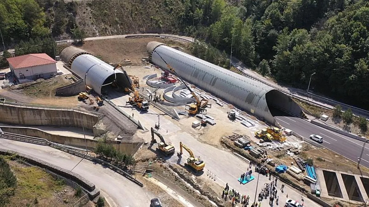 Bolu Dağı Tüneli'ndeki çalışmalar erken bitecek! Bakan tarihi duyurdu