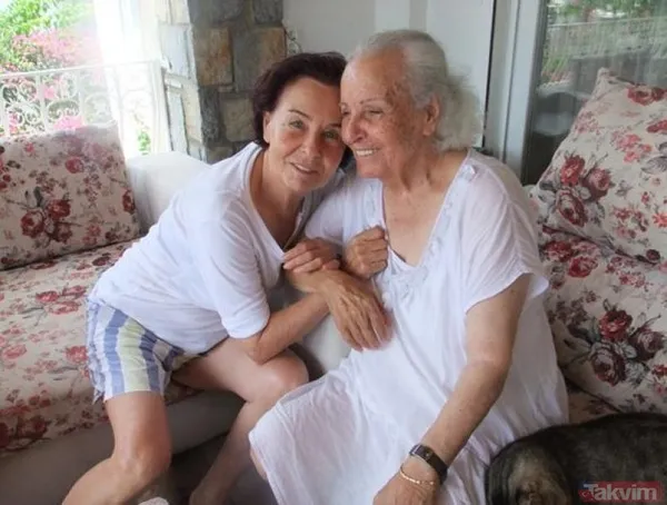 yesilcam-yildizi-fatma-girikin-saglik-durumunda-yeni-gelisme-apar-topar-hastaneye-kaldirilmisti-1627138456808.jpg Yeşilçam yıldızı Fatma Girik’in sağlık durumunda yeni gelişme! Apar topar hastaneye kaldırılmıştı...-7