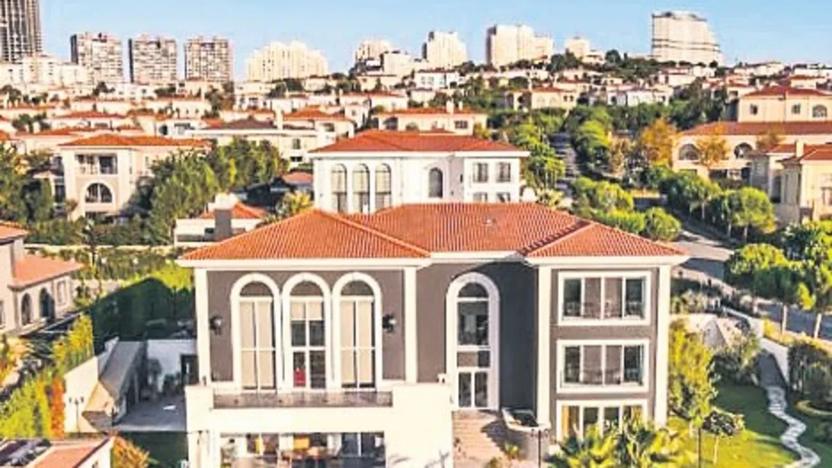 İBB Soruşturmasında Ekrem İmamoğlu ve Hasan Akgün'e Yönelik Rüşvet İddiaları Gündemde
