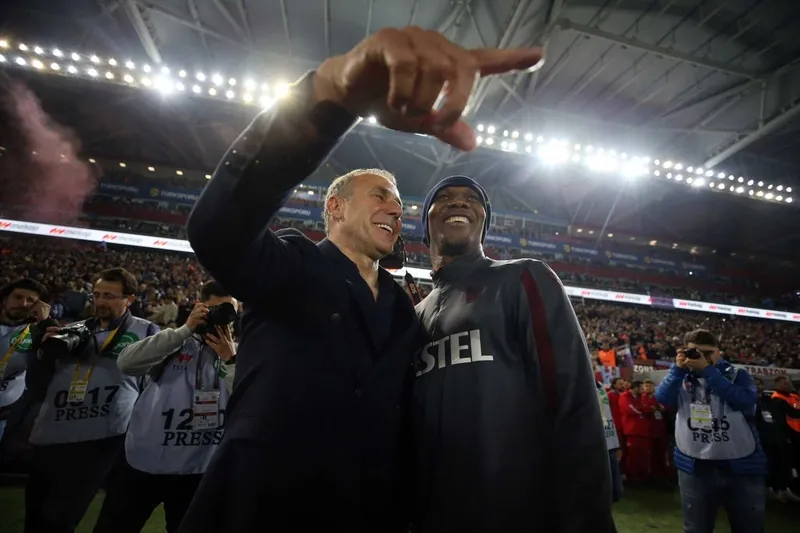 trabzonsporda-hedef-10-transfer-sampiyonluk-kadrosu-icin-taarruz-suruyor-iste-gundemdeki-isimler-1720711132502.jpg Trabzonspor'da hedef 10 transfer! Şampiyonluk kadrosu için taarruz sürüyor... İşte gündemdeki isimler-12