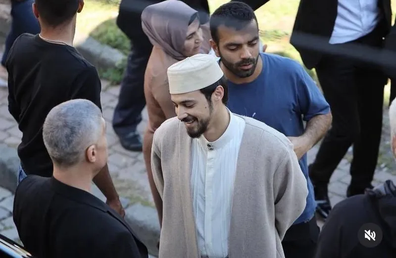 kizil-goncalar-dizisinde-1715192543666.jpg Meryem'in rolü değişti, başrole yeni 2 isim... Kızıl Goncalar'da fitili ateşleyecek veda-4