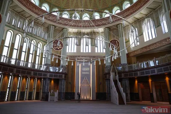 Taksim Camii İstanbul'un sembolleri arasında yerini aldı! İşte en güzel kareler - 16