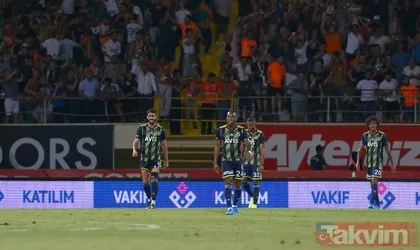 Fenerbahçe’nin yediği hatalı goller sonrası Ersun Yanal çılgına döndü! Kulübede...