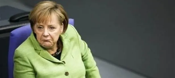 Merkel’e tokat