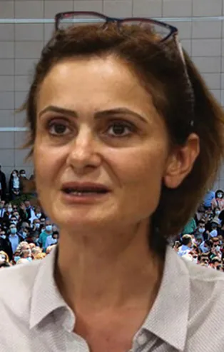 CHP'li Canan Kaftancıoğlu emir verdi, avukatlar 'vesayete devam' eylemi yaptı