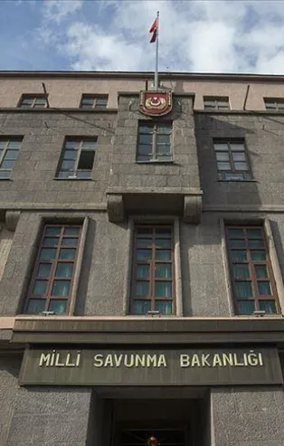 MSB'den 'üniformalı fotoğraf' akımıyla ilgili flaş açıklama: Yasal işlem başlatıldı!