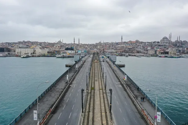 Sağlık Bakanı Koca'dan tedbirlere uyan vatandaşlara teşekkür mesajı: Çok iyi başladık-1