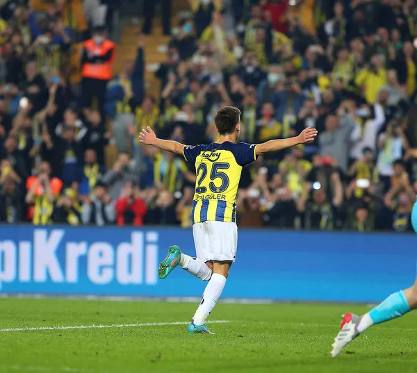 son-dakika-okan-buruk-sessizligini-bozdu-galatasarayi-calistiracak-mi-flas-yanit-1650523156628.jpg SON DAKİKA: Okan Buruk sessizliğini bozdu! Galatasaray'ı çalıştıracak mı? Flaş yanıt-9