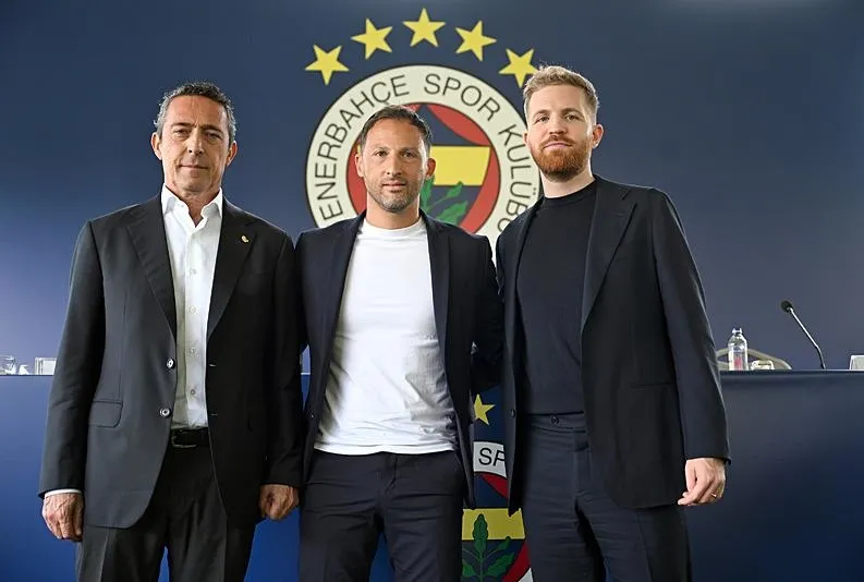 Devin Özek ile yollar ayrılıyor!