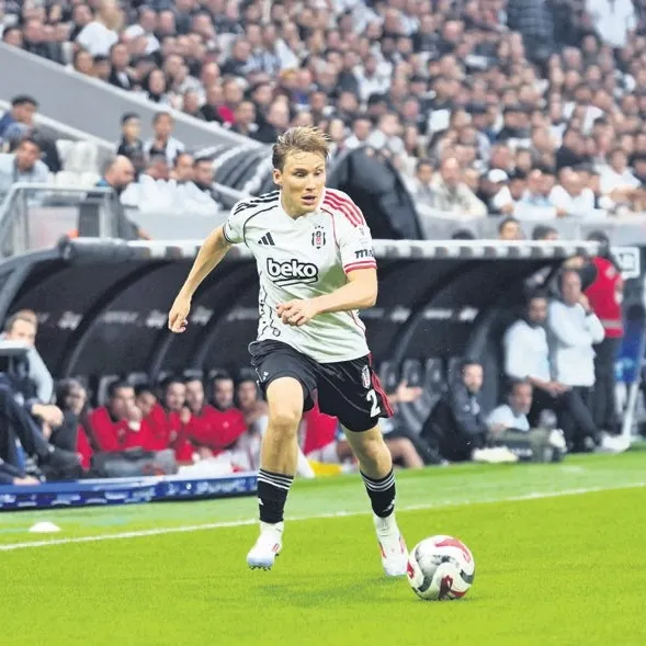 Svensson eski takımına doğru