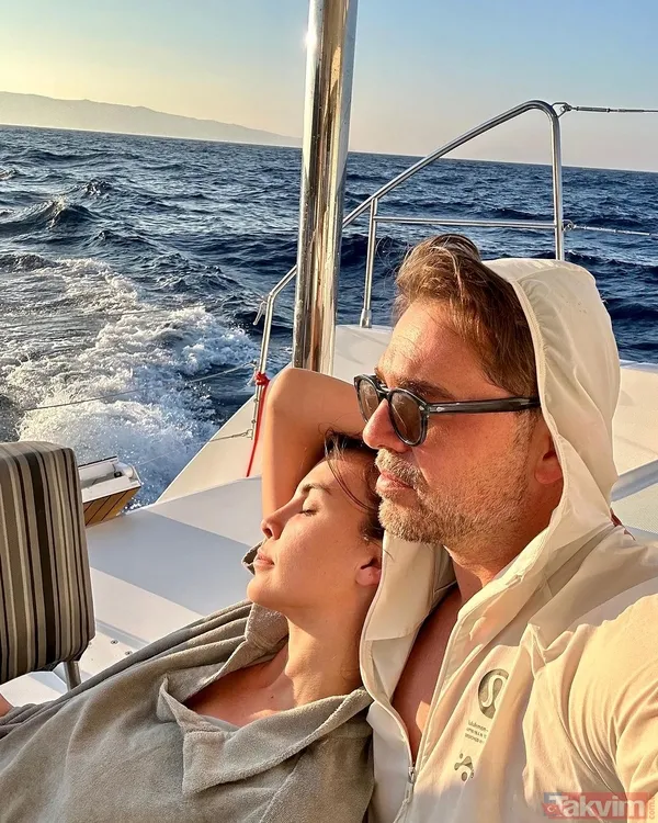 Ünlü İsim, Instagram'ın Hikaye Kısmında Yaptığı Paylaşıma İse "Aşkım İyi Ki... Bak Ne Güzel Oldu" Notunu Ekledi.