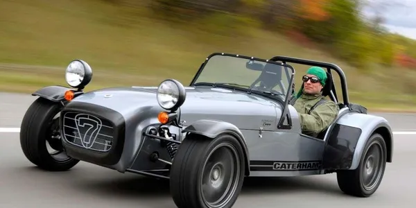 Kıvanç Tatlıtuğ 340 bin TL'ye gaza bastı! İstanbul Park Formula'nın tozunu attı-5