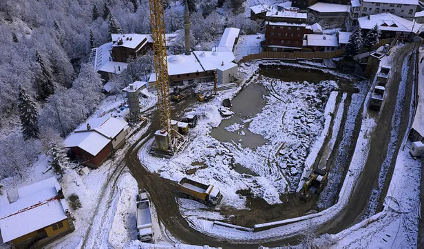 dunyaca-unlu-ayder-yaylasinda-donusum-calismalari-suruyor-1606816391659.jpg Dünyaca ünlü Ayder Yaylası'nda dönüşüm çalışmaları sürüyor-5