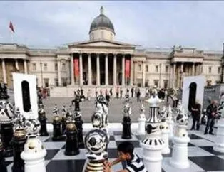 Dev Satranç Taşları