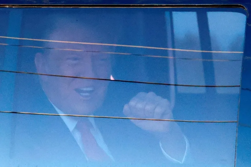 1721058513298.jpeg Trump'ın "gizli belgeleri saklamakla" suçlandığı federal dava reddedildi | ''Bu ilk adım olmalıdır''-4