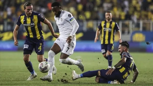 besiktas-fenerbahce-derbisine-rakip-taraftar-alinmayacak-1664286111519.jpg Beşiktaş-Fenerbahçe derbisine rakip taraftar alınmayacak-2