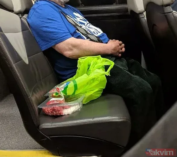 Ne tepki umrunda ne de görgü kuralları! 'İnsanlar rahatsız olur mu' demedi pantolonu indirdi! Otobüste öyle bir şey yaptı ki - 36