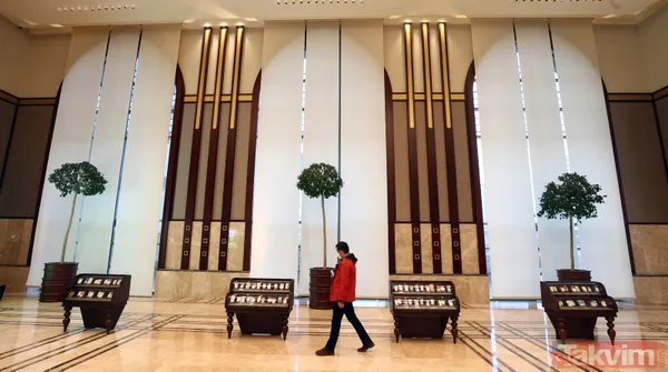 Başkan Recep Tayyip Erdoğan'ın sigarayla mücadele kapsamında topladığı sigara paketleri Cumhurbaşkanlığı Külliyesi'nde sergileniyor - 23