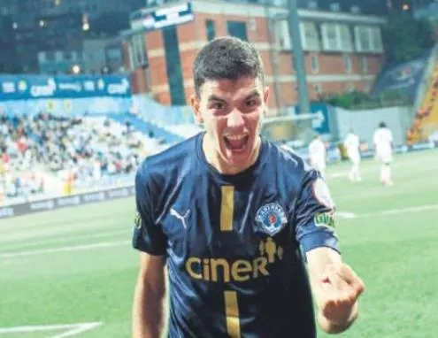 Yasin’i Aston villa kaptı