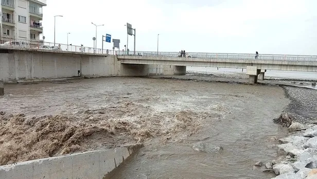 kastamonu-valiliginden-ezine-cayi-aciklamasi-bozkurt-icin-risk-soz-konusu-degil-1648830905911.jpeg Kastamonu Valiliği'nden 'Ezine Çayı' açıklaması: Bozkurt için risk söz konusu değil-4