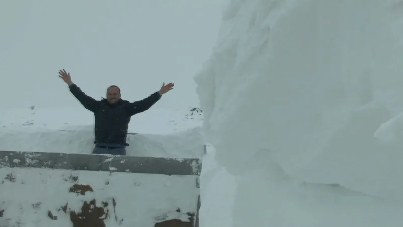 Muş'ta kar kalınlığı 5 metreyi geçti! - 1