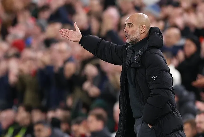 Guardiola’dan Mourinho hareketi!