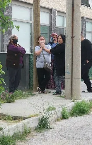 Denizli'de yaşlı kadın komşu apartmanın bahçesinde ölü bulundu