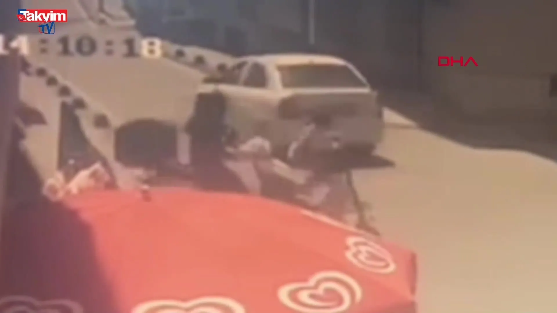 Elektrikli skuter ve motosiklet çarpıştı!