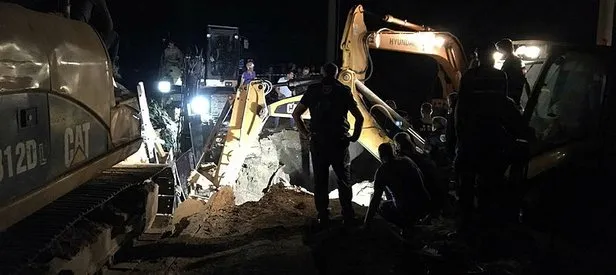 Göçük altında kalan işçi 8 saat sonra kurtarıldı