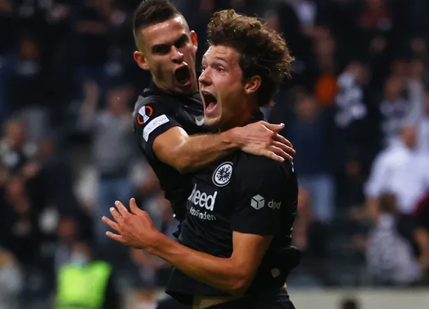 16-eylul-uefa-avrupa-ligi-fenerbahce-frankfurt-mac-sonucu-1-1-frankfurt-fenerbahce-mac-ozeti-golleri-onemli-anlari-1631827030576.jpg Frankfurt - Fenerbahçe maç özeti, golleri, önemli anları! 16 Eylül UEFA Avrupa Ligi Fenerbahçe-Frankfurt maç sonucu: 1-1!-4
