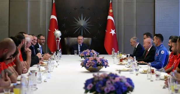 Başkan Erdoğan, Ampute Milli Takımını kabul etti