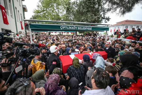 Şehit Teğmen Talha Bahadır, Yalova'da toprağa verildi! Cenaze namazını babası kıldırdı - 8