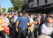 Polis bariyerini aşıp 86 yıl sonra ilk cuma namazı için Ayasofya’ya koştular