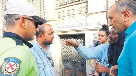 sari-bela-600-liralik-mesafeye-3-bin-500-lira-istedi-taksimetre-acmayan-taksici-trafikten-men-edildi-1695602674353.jpeg Sarı bela! 600 liralık mesafeye 3 bin 500 lira istedi: Taksimetre açmayan taksici trafikten men edildi-2