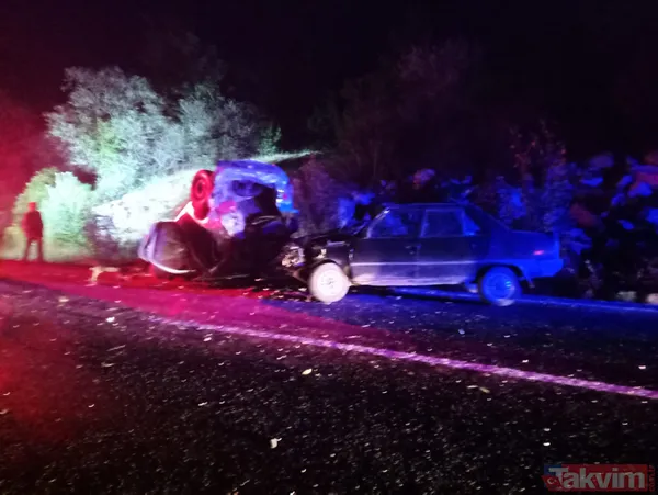 Kastamonu'da zincirleme kaza! Araba kağıt gibi ezildi... Ölü ve yaralılar var - 4