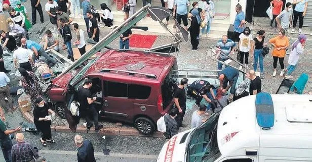 İstanbul Kasımpaşa’da ticari otomobil, otobüs durağına daldı Yaşam haberleri