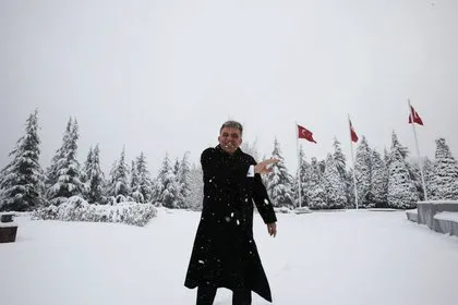 Cumnurbaşkanı Gül’ün kar keyfi