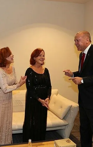 Başkan Erdoğan'ın iftar davetine katılan Süher ve Güher Pekinel kardeşlerden özel istek: Dolmabahçe konserini dünya izleyecek!