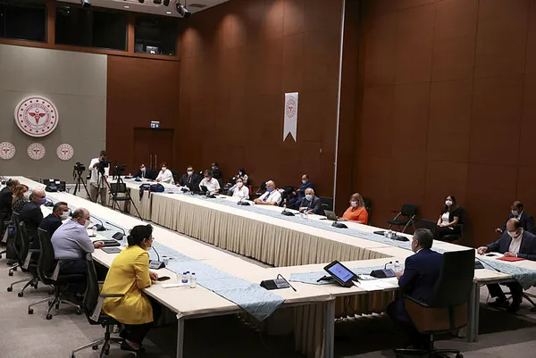 kurban-bayraminda-yeni-tedbirler-olacak-mi-bakan-fahrettin-kocadan-onemli-aciklamalar-1596033809803.jpg Kurban Bayramı'nda yeni tedbirler olacak mı? Bakan Fahrettin Koca'dan önemli açıklamalar-3