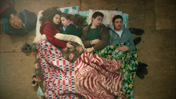 Akif'in yaptıkları yanına kar kalmadı! İzleyiciyi kalbinden vuran Atv dizisi Kardeşlerim 3. bölüm fragmanı yayınlandı!-6