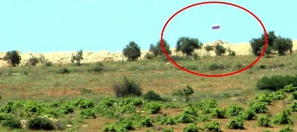 Azerbaycan'ın Türk SİHA'ları eşliğinde vurduğu Ermenistan çareyi Rus bayrağına sığınmakta buldu-2