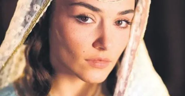 Hande Erçel ’Mest-i Aşk’ filminde Kimya Hatun rolünü üstlendi