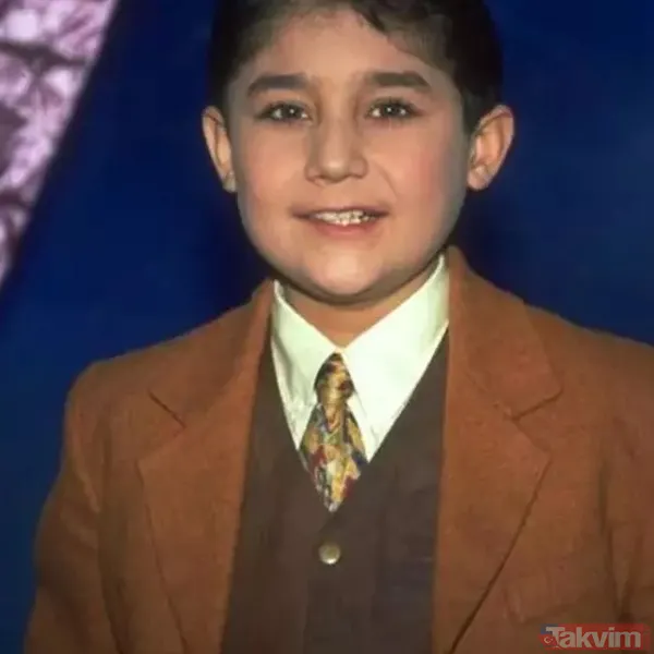 Yeni Mesleği Şaşırttı Bir Künefe Salonu İşlettiğini Belirten Küçük, "Zaman Zaman Gidiyorum. Daha Çok Müziğe Yoğunlaştık. Kendi Halimde Yaşamaya Çalışıyorum"...