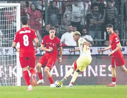 Sahada hiçbir varlık gösteremedik