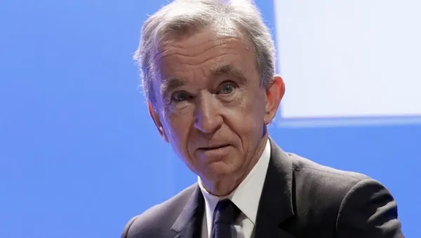 dunyanin-en-zengin-insani-kim-oldu-dunyanin-yeni-zengini-bernard-arnault-kimdir-1628430454199.jpg Dünyanın en zengin insanı kim oldu? Dünyanın yeni zengini Bernard Arnault kimdir?-3