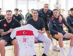 Gözübüyük sunum yaptı