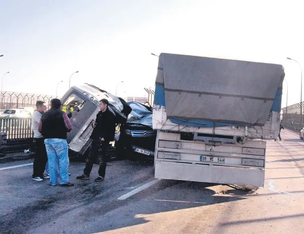 Sürücü hatalarından da her yıl onlarca kişi hayatını kaybediyor! Yetkililer 10 noktaya dikkat çekti-1