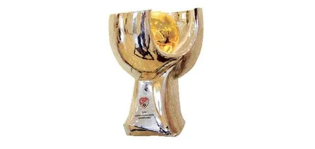 Süper Kupa finali Bakü’de yapılacak